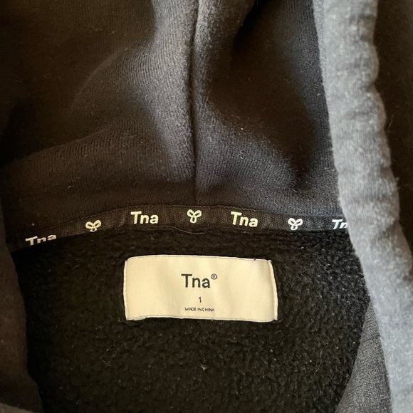 Rare TNA Floral Embroidered Black Hoodie S/M - Picture 6 of 11